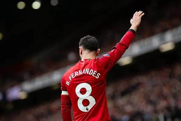 星空体育公司-【英超】B费超贝帅助攻纪录 曼联3比1维拉稳在前三